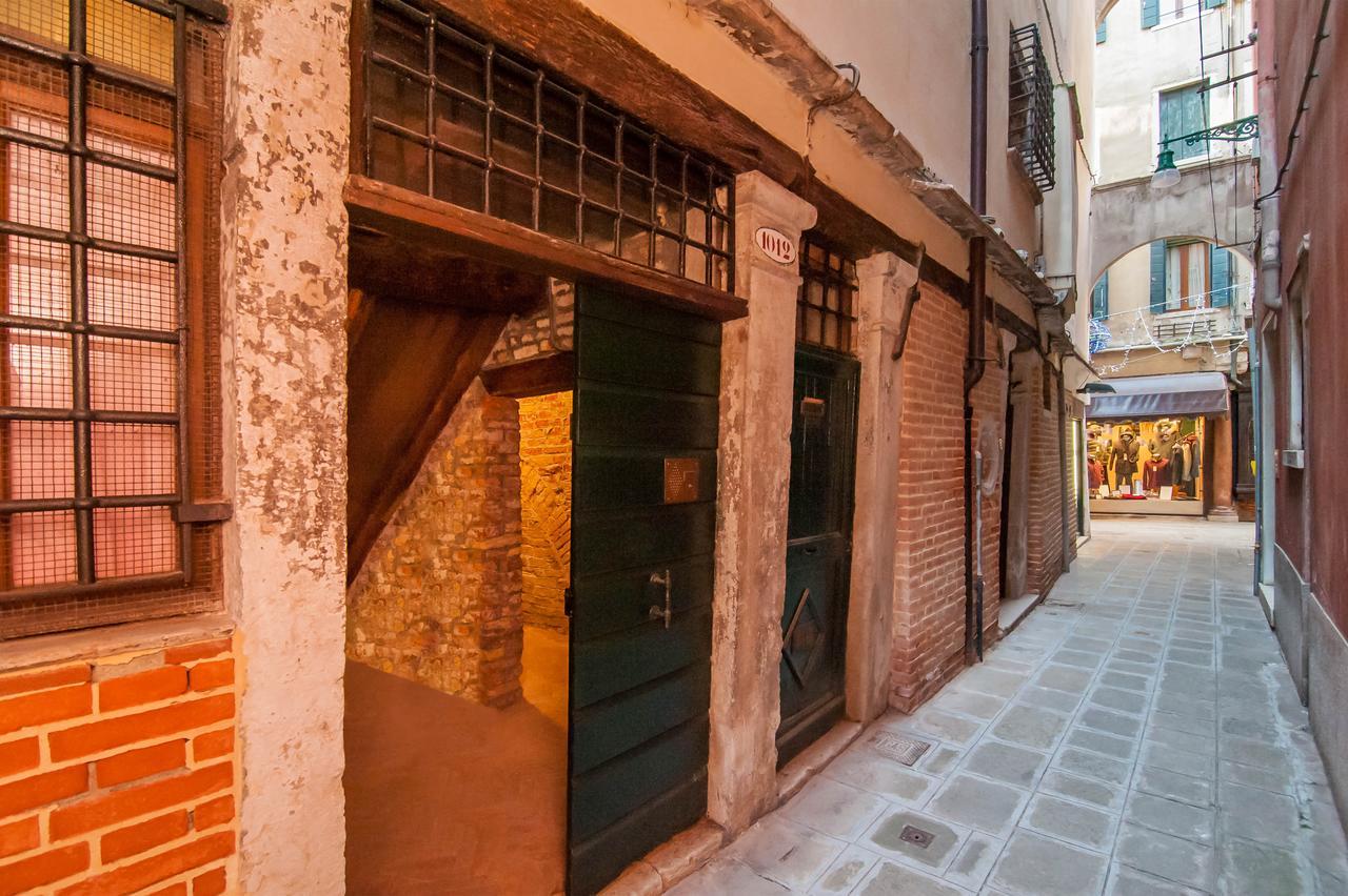 Appartamento Casa 300 Venedik Dış mekan fotoğraf