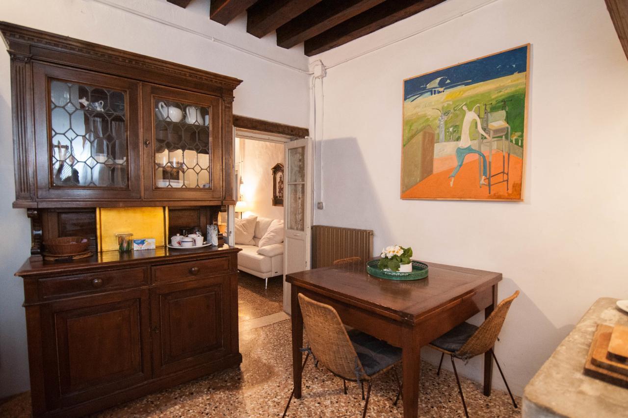 Appartamento Casa 300 Venedik Dış mekan fotoğraf